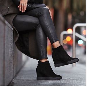 Aquatalia Black Suede Charlie Bootie New
